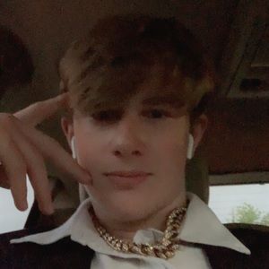 Meet your Posher, Zach